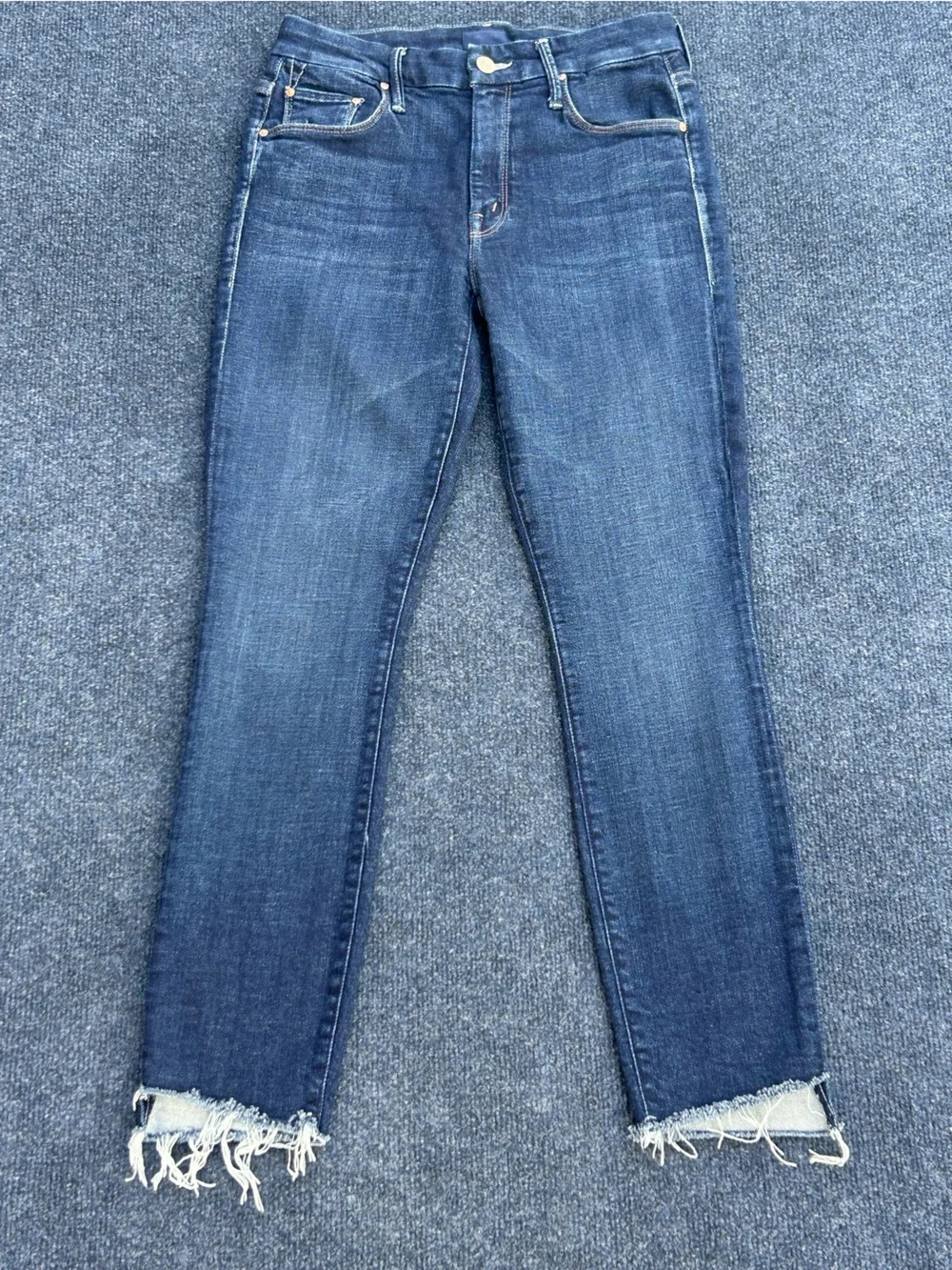 MOTHER The Looker Ankle Step Fray in Bombay Lost and Found Dark Wash 26